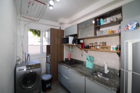 Apartamento à venda com 38m², 2 quartos e sem vagaSala / Cozinha