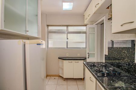 Apartamento para alugar com 100m², 2 quartos e 2 vagasCozinha e Área de Serviço