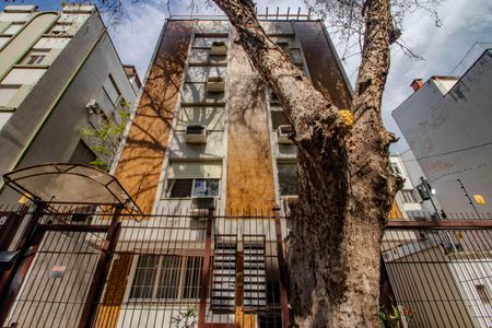 Apartamento para alugar com 100m², 2 quartos e 2 vagasFachada