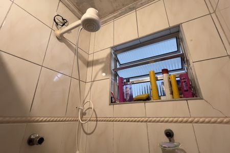 Casa à venda com 95m², 2 quartos e 1 vagaBanheiro