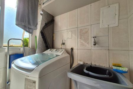 Apartamento à venda com 64m², 2 quartos e 1 vagaÁrea de Serviço