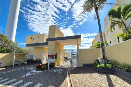 Apartamento à venda com 64m², 2 quartos e 1 vagaFachada e Portaria 