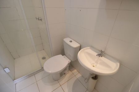 Apartamento à venda com 64m², 3 quartos e 1 vagaBanheiro da suíte