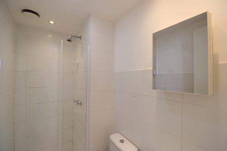 Apartamento à venda com 64m², 3 quartos e 1 vagaBanheiro da suíte