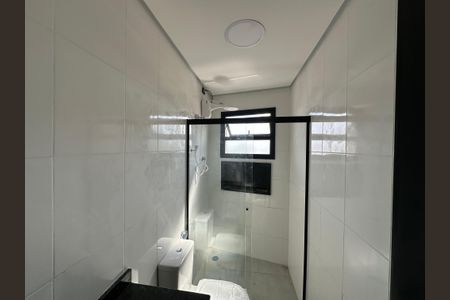 Banheiro de casa para alugar com 1 quarto, 42m² em Vila Pouso Alegre, Barueri