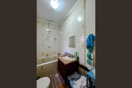 Casa à venda com 90m², 2 quartos e sem vagaBanheiro da Suíte