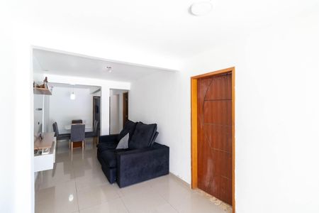 Casa para alugar com 85m², 4 quartos e 3 vagasSala