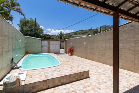 Casa para alugar com 85m², 4 quartos e 3 vagasÁrea externa
