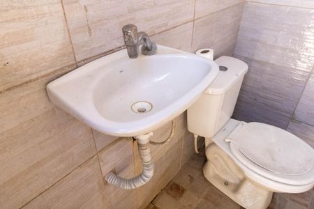 Casa para alugar com 85m², 4 quartos e 3 vagasBanheiro