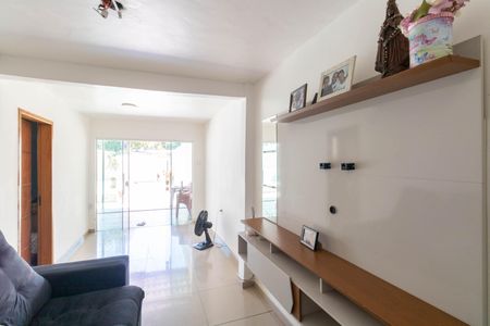 Casa para alugar com 85m², 4 quartos e 3 vagasSala