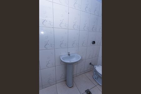 Banheiro de casa para alugar com 1 quarto, 3m² em Jaraguá, São Paulo