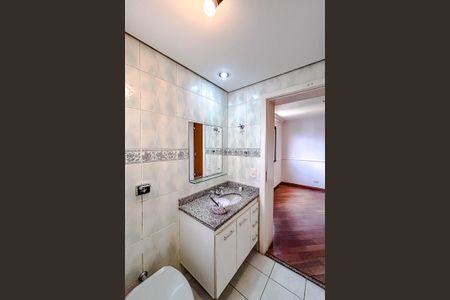 Apartamento à venda com 176m², 4 quartos e 3 vagasBanheiro da Suíte 2