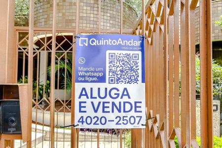 Apartamento à venda com 176m², 4 quartos e 3 vagasPlaquinha