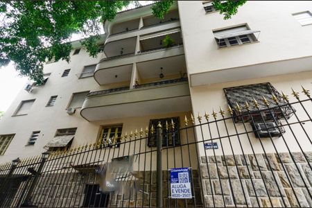 Apartamento para alugar com 80m², 2 quartos e sem vaga Apartamento para alugar com 80m², 2 quartos e sem vagaFachada