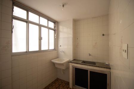 Cozinha e Área de Serviço de apartamento para alugar com 1 quarto, 45m² em Estrela do Norte, São Gonçalo