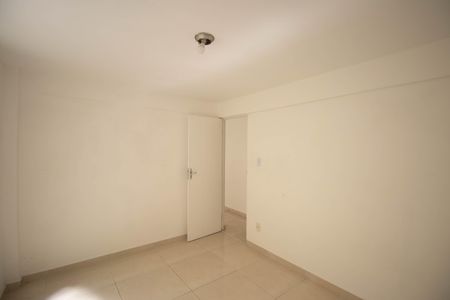 Quarto 1 de apartamento para alugar com 1 quarto, 45m² em Estrela do Norte, São Gonçalo