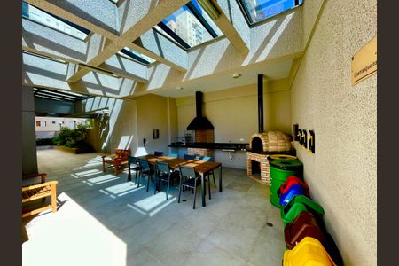 Apartamento à venda com 70m², 2 quartos e 1 vagaChurrasqueira