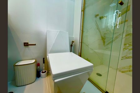 Apartamento à venda com 70m², 2 quartos e 1 vagaBanheiro 2