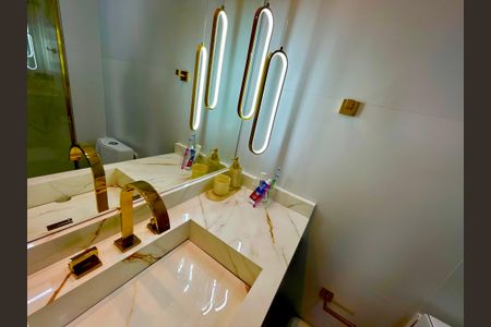 Apartamento à venda com 70m², 2 quartos e 1 vagaBanheiro 2