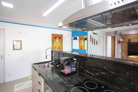 Apartamento à venda com 78m², 2 quartos e 1 vagaCozinha