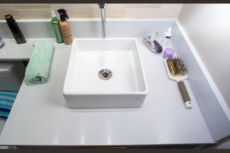 Apartamento à venda com 78m², 2 quartos e 1 vagaBanheiro da Suíte