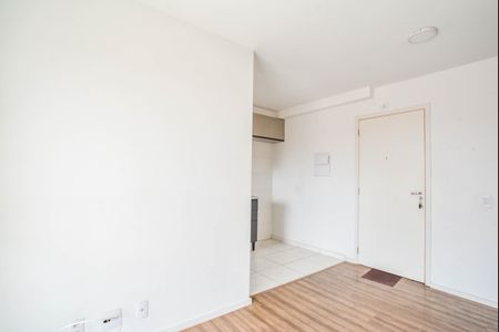 Sala de apartamento para alugar com 2 quartos, 54m² em Vila Eldizia, Santo André