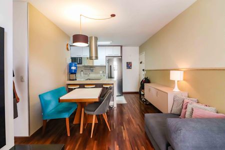 Sala de apartamento para alugar com 3 quartos, 72m² em Jaguaré, São Paulo