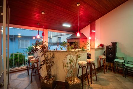 Casa à venda com 225m², 4 quartos e 2 vagasChurrasqueira