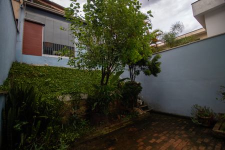 Casa à venda com 225m², 4 quartos e 2 vagasQuintal