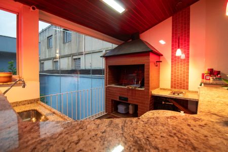 Casa à venda com 225m², 4 quartos e 2 vagasChurrasqueira