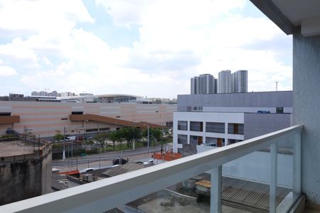 Apartamento à venda com 41m², 2 quartos e sem vagaÁrea comum - Saguão do andar - Paisagem