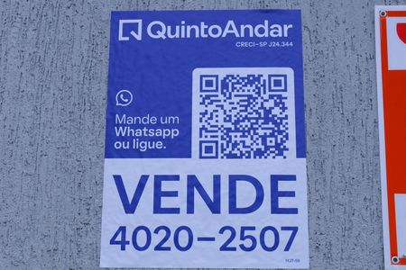Apartamento à venda com 41m², 2 quartos e sem vagaPlaca instalada na fachada do condomínio - Código da placa - IYJT-59