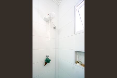 Casa à venda com 103m², 2 quartos e 4 vagas Casa à venda com 103m², 2 quartos e 4 vagasChuveiro