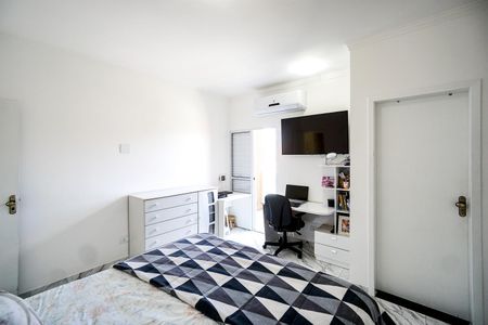 Casa à venda com 103m², 2 quartos e 4 vagas Casa à venda com 103m², 2 quartos e 4 vagasSuíte 01