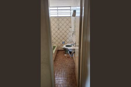 Casa à venda com 154m², 3 quartos e 2 vagasBanheiro