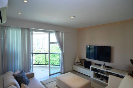 Apartamento à venda com 103m², 2 quartos e 2 vagasSala