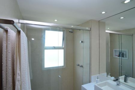 Apartamento à venda com 103m², 2 quartos e 2 vagasBanheiro Suíte Principal