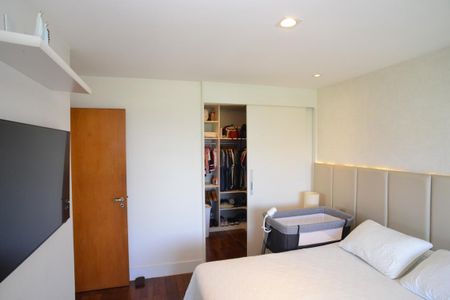 Apartamento à venda com 103m², 2 quartos e 2 vagasSuíte Principal