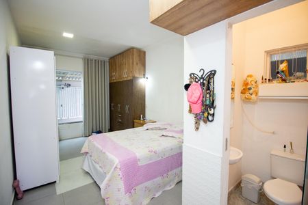 Casa à venda com 266m², 3 quartos e 2 vagasQuarto Suíte Casa 2