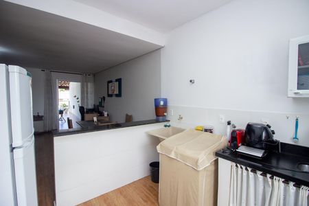 Casa à venda com 266m², 3 quartos e 2 vagasCozinha e Área de Serviço Casa 1