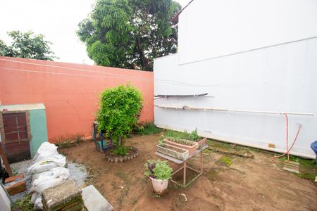 Casa à venda com 266m², 3 quartos e 2 vagasQuintal