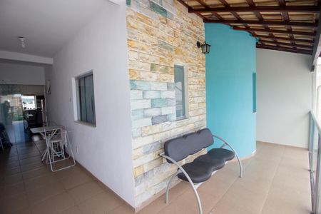 Casa à venda com 266m², 3 quartos e 2 vagasVaranda Casa 1