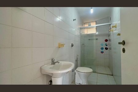 Apartamento para alugar com 140m², 3 quartos e sem vagaBanheiro 1