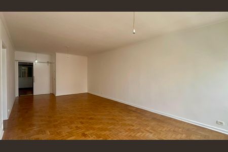 Apartamento para alugar com 140m², 3 quartos e sem vagaSala