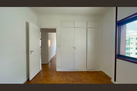 Apartamento para alugar com 140m², 3 quartos e sem vagaQuarto 3