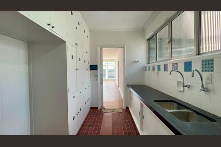 Apartamento para alugar com 140m², 3 quartos e sem vagaCozinha