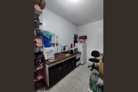 Casa à venda com 200m², 5 quartos e 2 vagasCozinha - Torneira