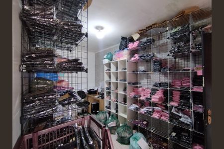 Casa à venda com 200m², 5 quartos e 2 vagasCozinha - Torneira