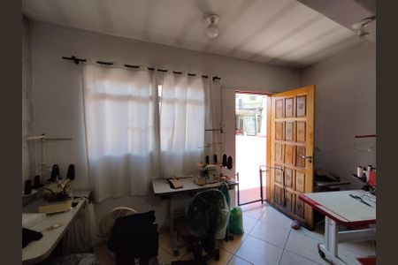 Casa à venda com 200m², 5 quartos e 2 vagasSala 