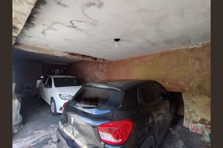 Garagem de casa à venda com 5 quartos, 200m² em Jardim Seckler, São Paulo